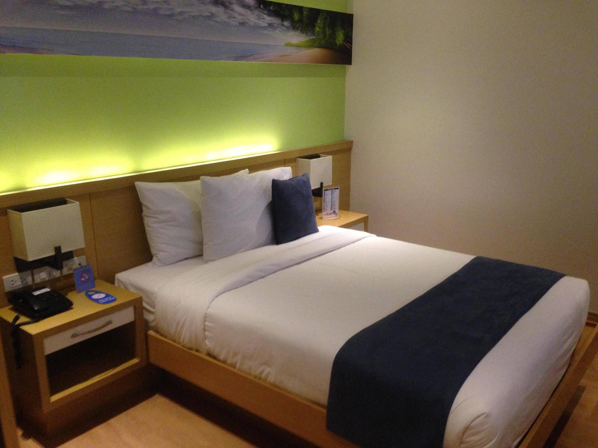 Icove Beach Hotel Olongapo Extérieur photo