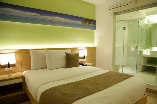 Icove Beach Hotel Olongapo Extérieur photo
